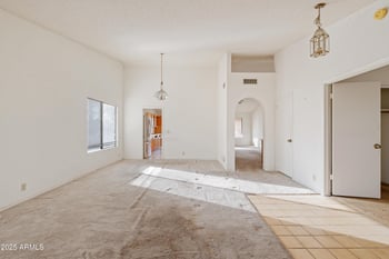 4609 Paradise Ln, Phoenix, AZ 85032