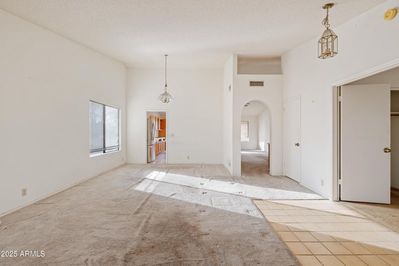 4609 Paradise Ln, Phoenix, AZ 85032