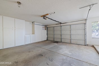 4609 Paradise Ln, Phoenix, AZ 85032