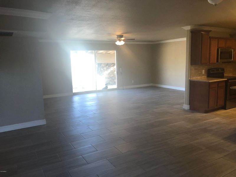 4609 W Earll Dr, Phoenix, AZ 85031