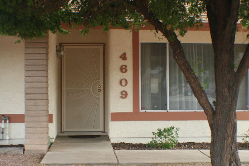 4609 W Hearn Rd, Glendale, AZ 85306