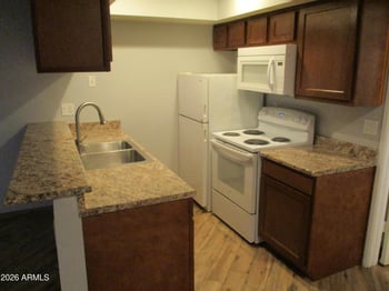 461 Holmes Ave #150, Mesa, AZ 85210