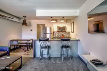 461 Holmes Ave #308, Mesa, AZ 85210