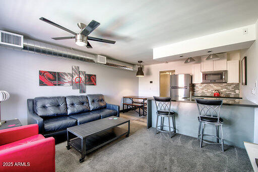 461 Holmes Ave #308, Mesa, AZ 85210