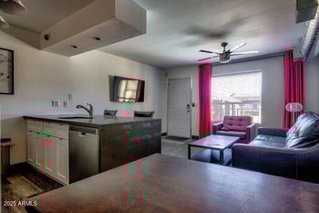 461 Holmes Ave #308, Mesa, AZ 85210