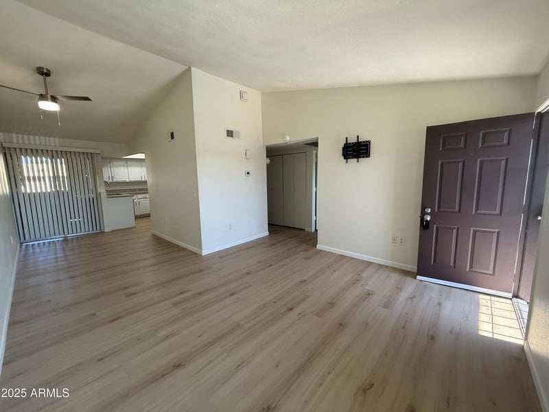 461 Holmes Ave #342, Mesa, AZ 85210
