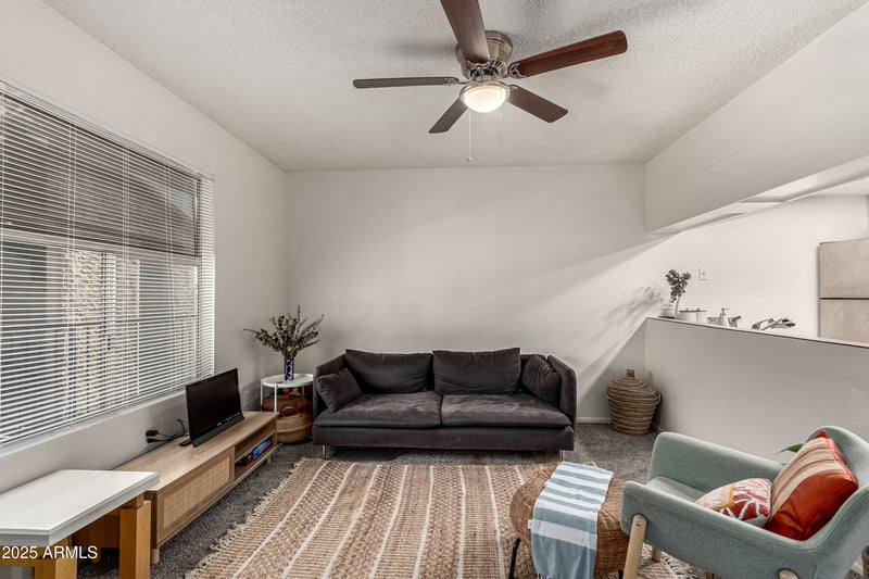 461 Holmes Ave #350, Mesa, AZ 85210