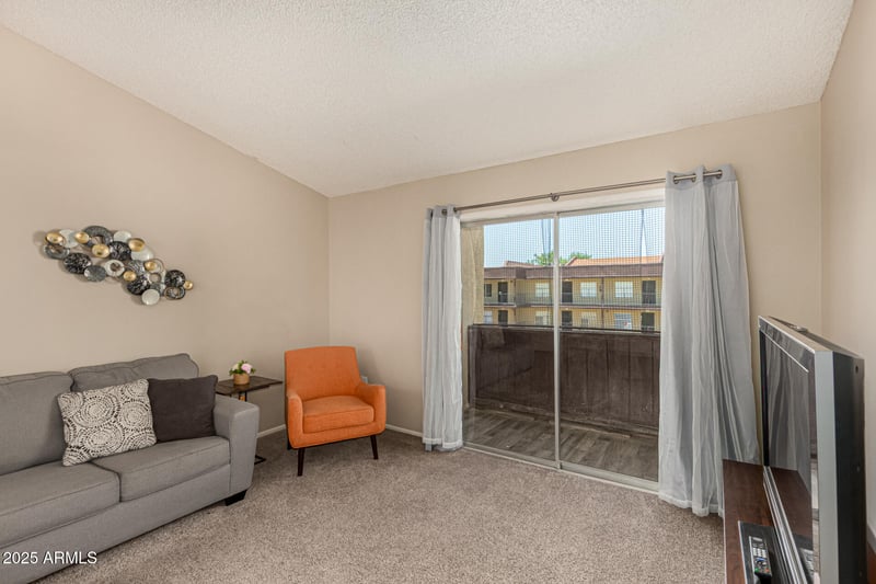 461 Holmes Ave #360, Mesa, AZ 85210
