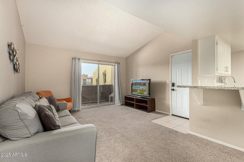 461 Holmes Ave #360, Mesa, AZ 85210