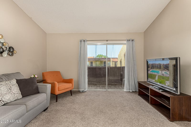 461 Holmes Ave #360, Mesa, AZ 85210