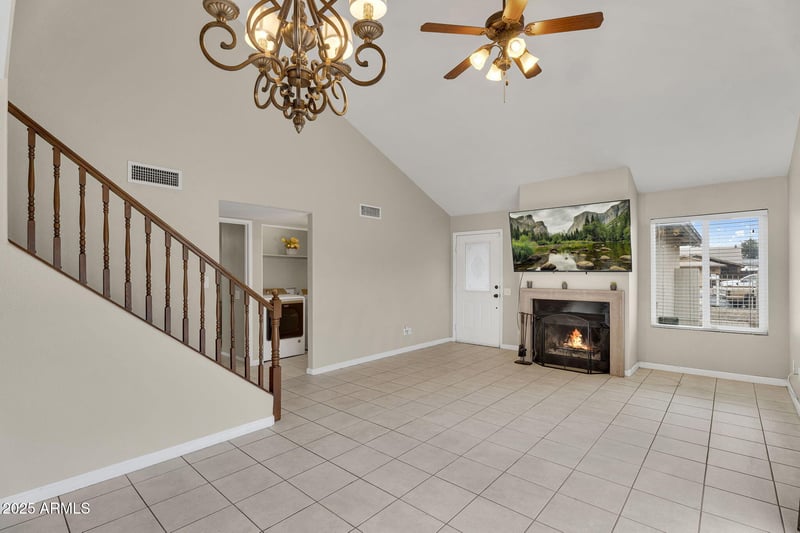 461 Orlando Cir, Mesa, AZ 85205