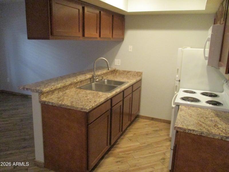 461 W Holmes Ave #150, Mesa, AZ 85210