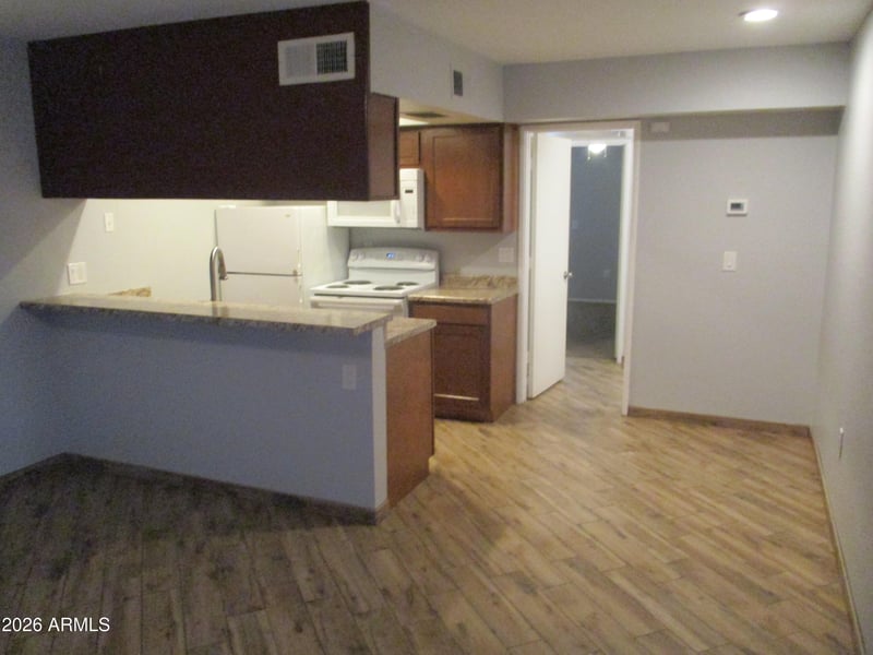 461 W Holmes Ave #150, Mesa, AZ 85210