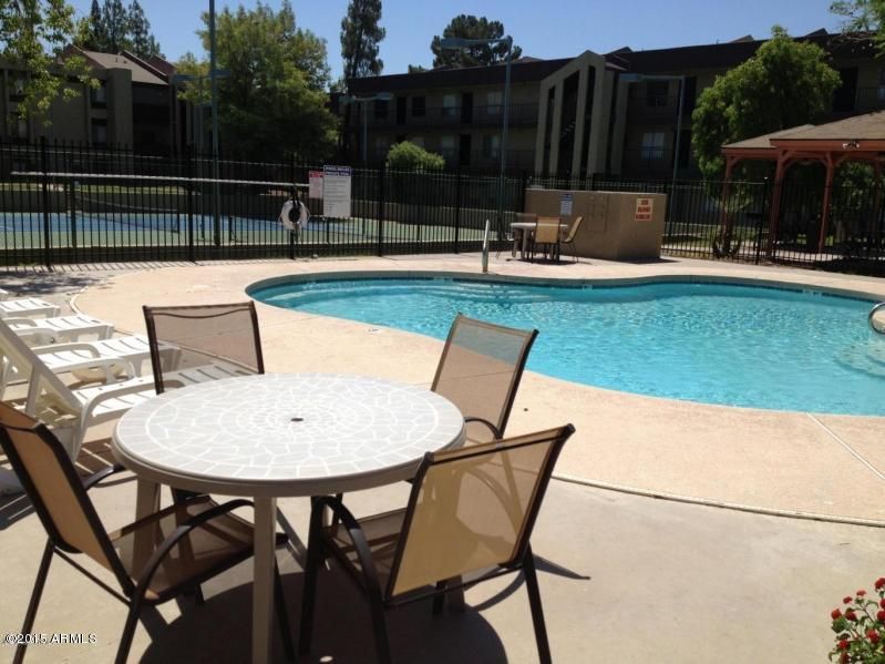 461 W Holmes Ave #185, Mesa, AZ 85210