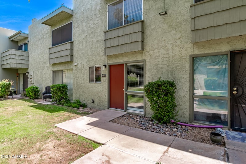4610 68th St #402, Scottsdale, AZ 85251