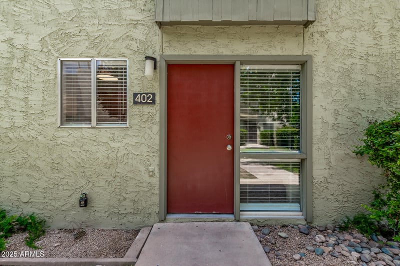 4610 68th St #402, Scottsdale, AZ 85251