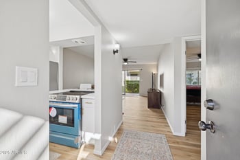 4610 68th St #409, Scottsdale, AZ 85251