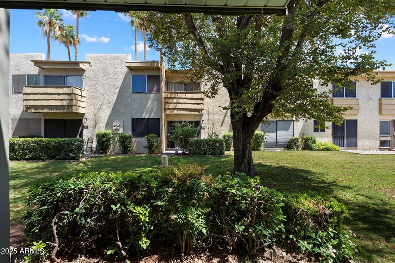 4610 68th St #411, Scottsdale, AZ 85251