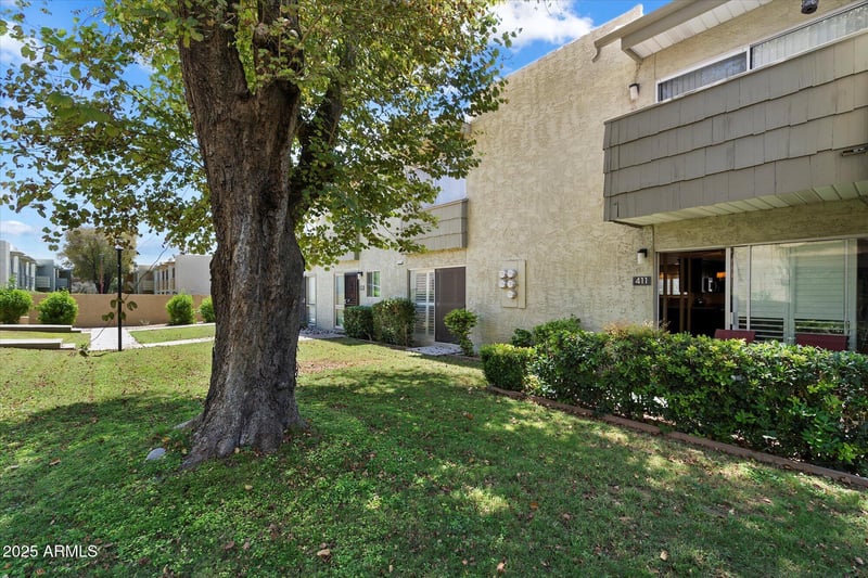 4610 68th St #411, Scottsdale, AZ 85251