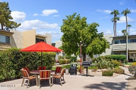 4610 68th St #416, Scottsdale, AZ 85251