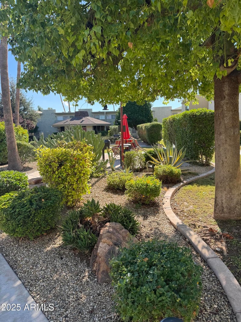 4610 68th St #437, Scottsdale, AZ 85251