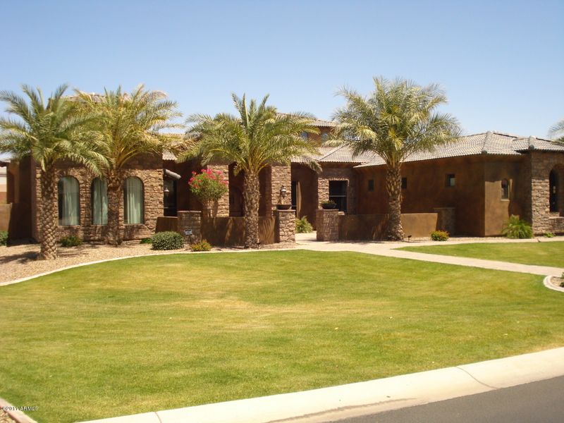 4610 E Meadowview Dr #7, Gilbert, AZ 85298