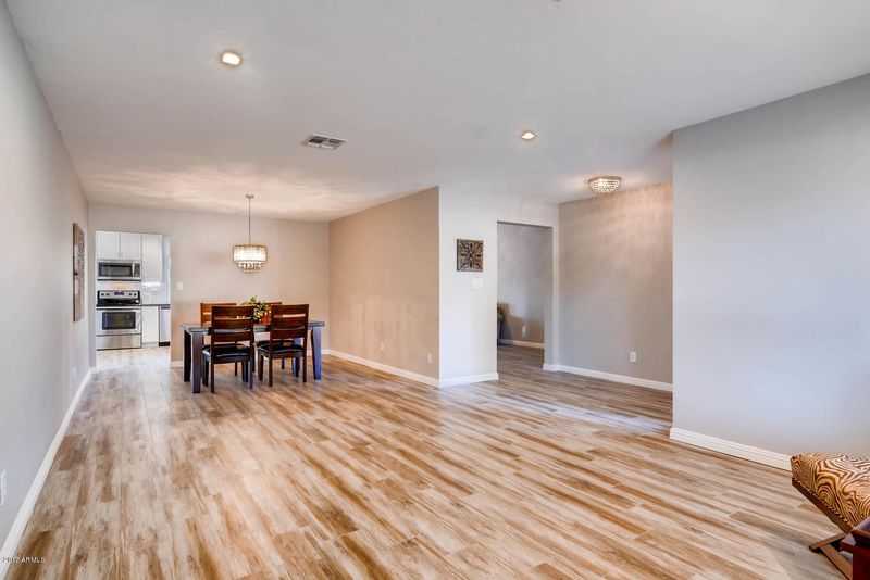 4610 E Paradise Ln, Phoenix, AZ 85032