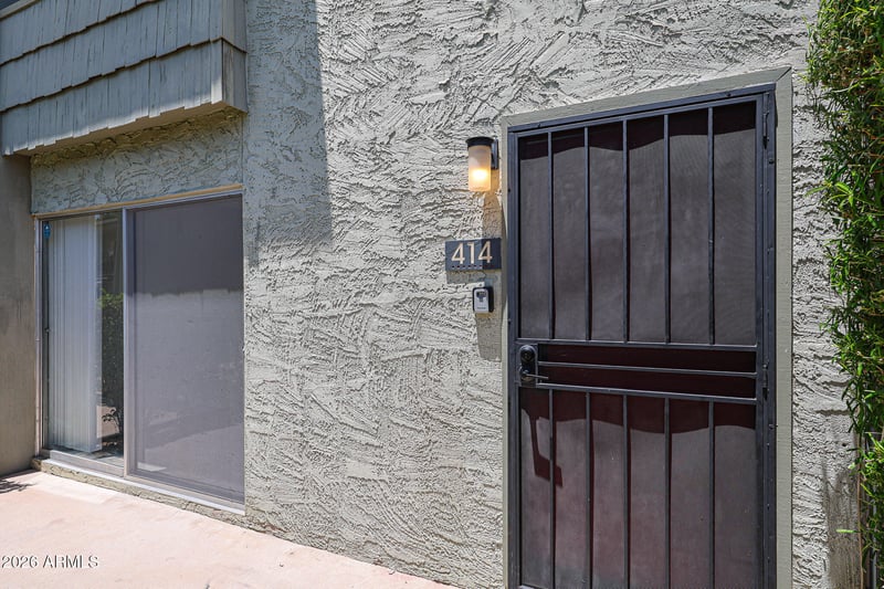 4610 68th St #404, Scottsdale, AZ 85251