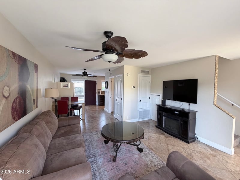 4610 68th St #432, Scottsdale, AZ 85251