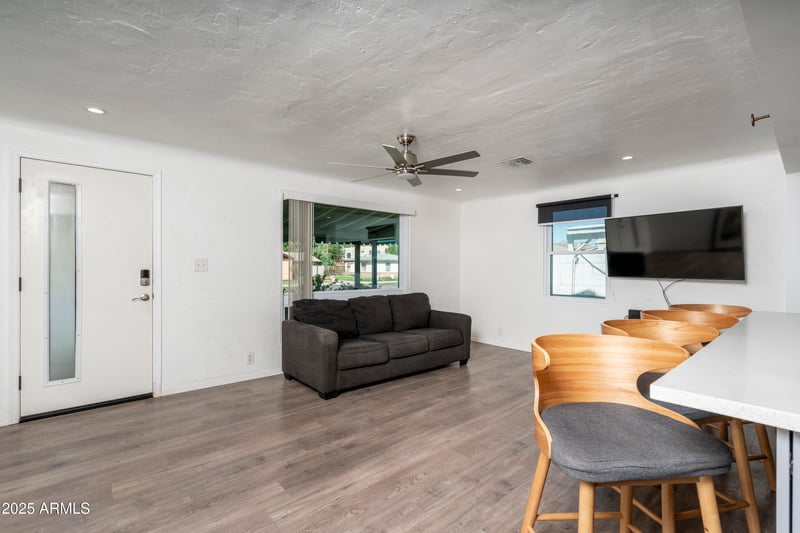 4611 11th St, Phoenix, AZ 85014