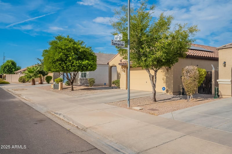 4611 25th Dr, Phoenix, AZ 85041