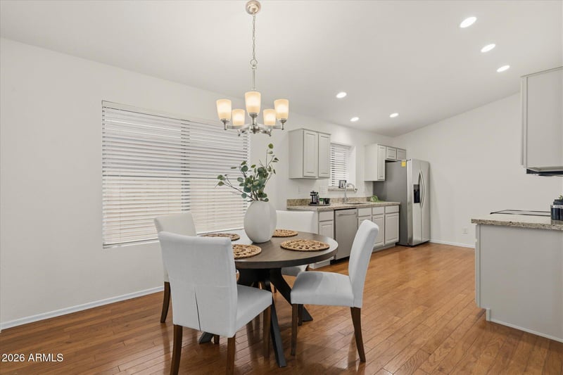 4611 E Abraham Ln, Phoenix, AZ 85050