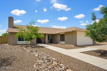 4611 Echo Ln, Glendale, AZ 85302