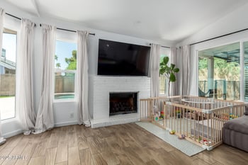 4612 Beck Ave, Tempe, AZ 85282