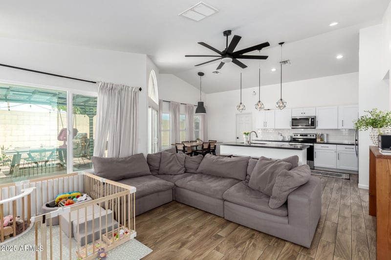 4612 Beck Ave, Tempe, AZ 85282