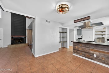 4612 Continental Dr, Glendale, AZ 85308