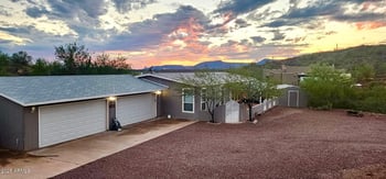 46128 38th Ave, New River, AZ 85087