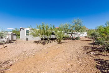 46128 38th Ave, New River, AZ 85087