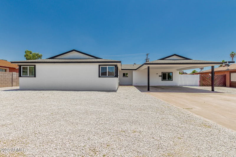 4613 53rd Dr, Phoenix, AZ 85031