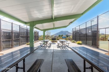 4613 Desert Hollow Dr, Phoenix, AZ 85083