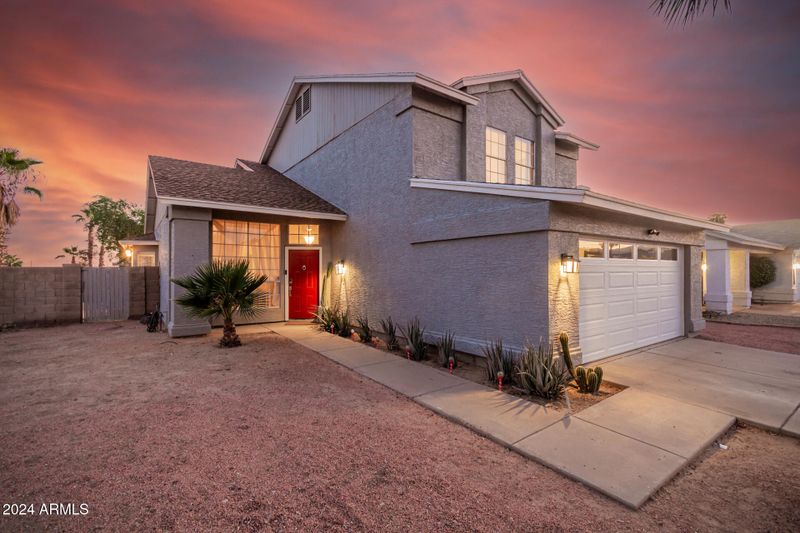 4613 E Briarwood Ter, Phoenix, AZ 85048
