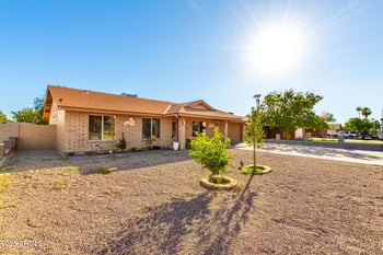 4613 Mountain View Rd, Glendale, AZ 85302