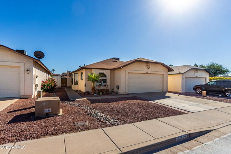 4613 Wahalla Ln, Glendale, AZ 85308