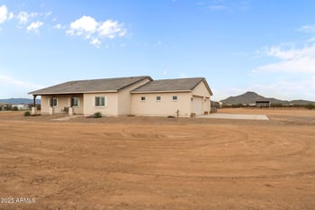 46130 Trotter Rd, Wickenburg, AZ 85390