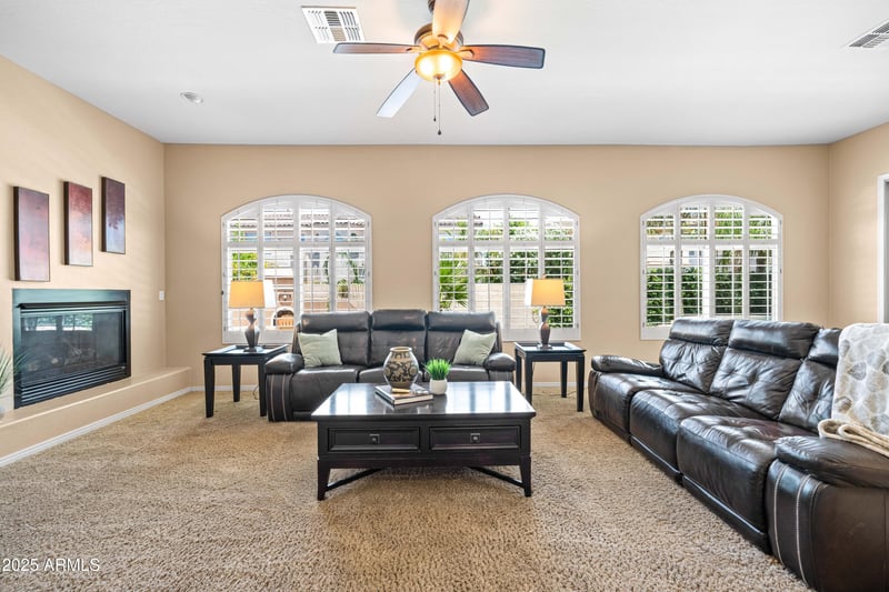 4614 Reins Rd, Gilbert, AZ 85297