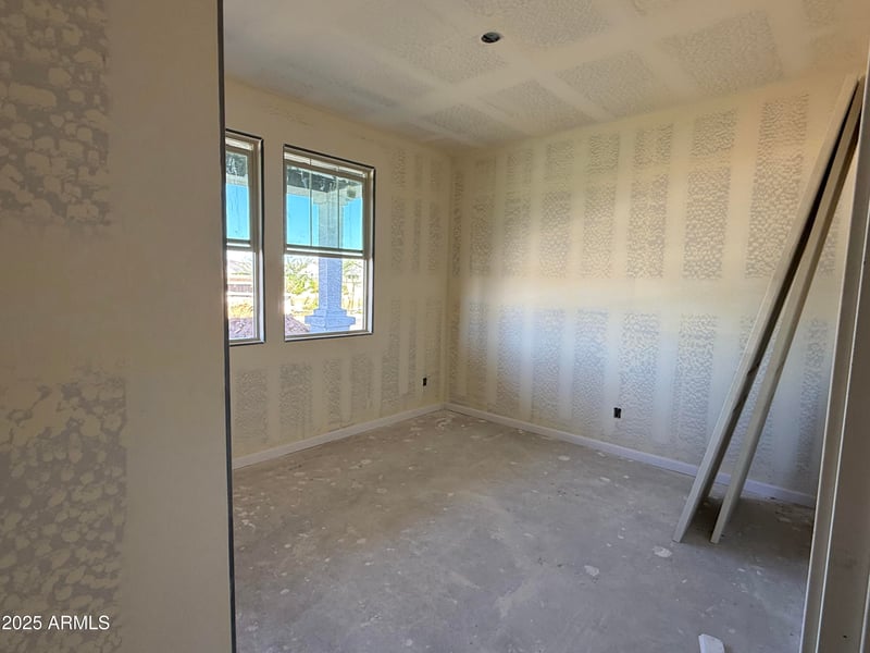 4615 95th Dr, Tolleson, AZ 85353