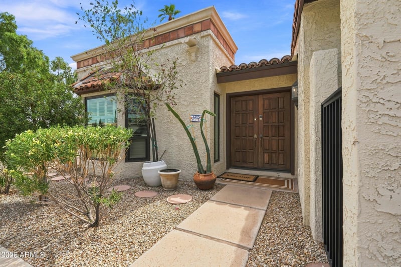 4615 E Monte Way, Phoenix, AZ 85044