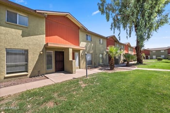 4615 N 39th Ave #19, Phoenix, AZ 85019
