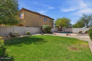 4615 Powell Dr, New River, AZ 85087