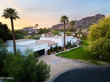4616 N Royal Palm Cir, Phoenix, AZ 85018